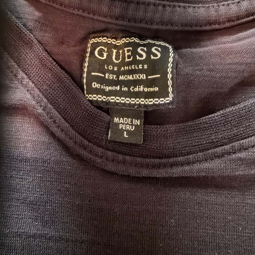 GUESS Black Pocket T Shirt Mens L Logo Side Tape Streetwear Short Sleeve Tee - Picture 3 of 7